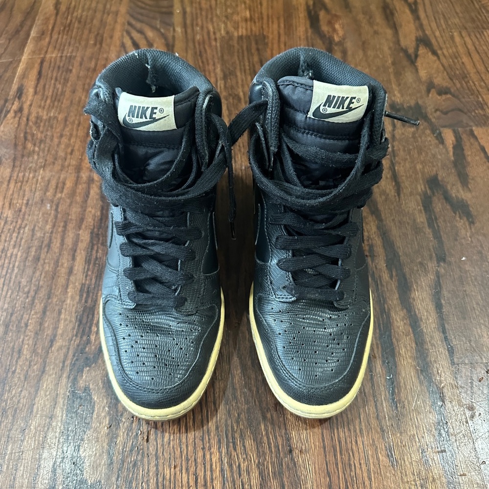 Nike Sky Hi Dunk black womens 7